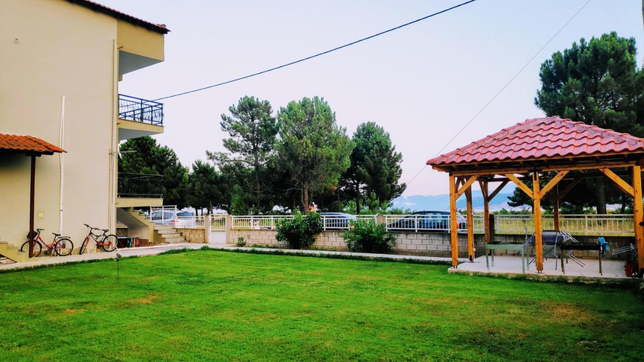 Ourania Luxury Apartment Keramoti  Bagian luar foto