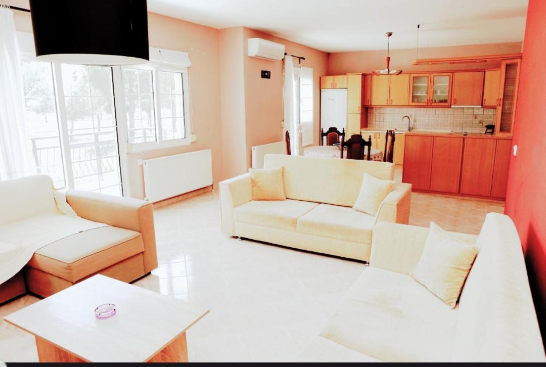 Ourania Luxury Apartment Keramoti  Bagian luar foto